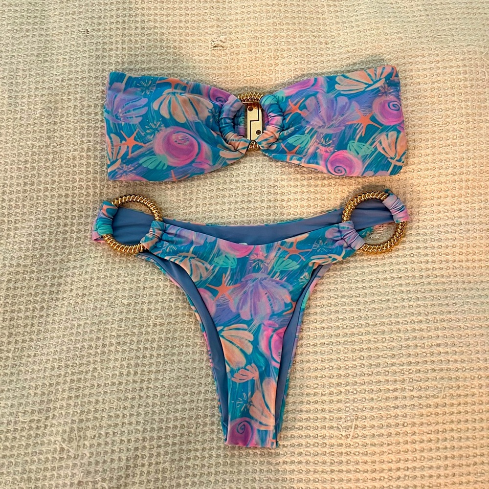 Blackbough swim bikini